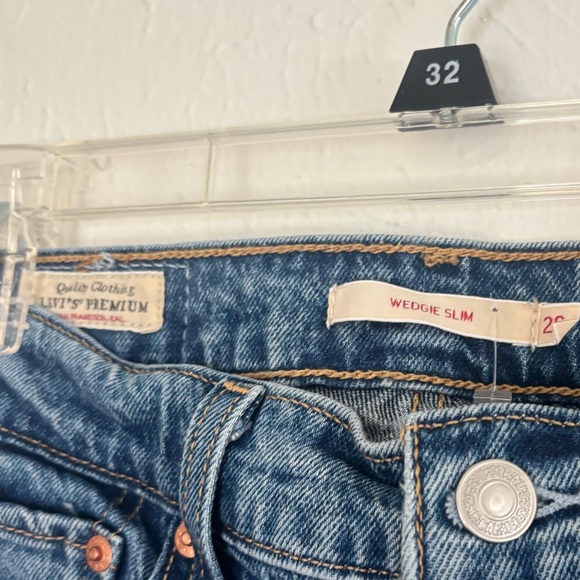 Levi’s Premium Wedgie Slim Jeans 26 - Picture 5 of 6